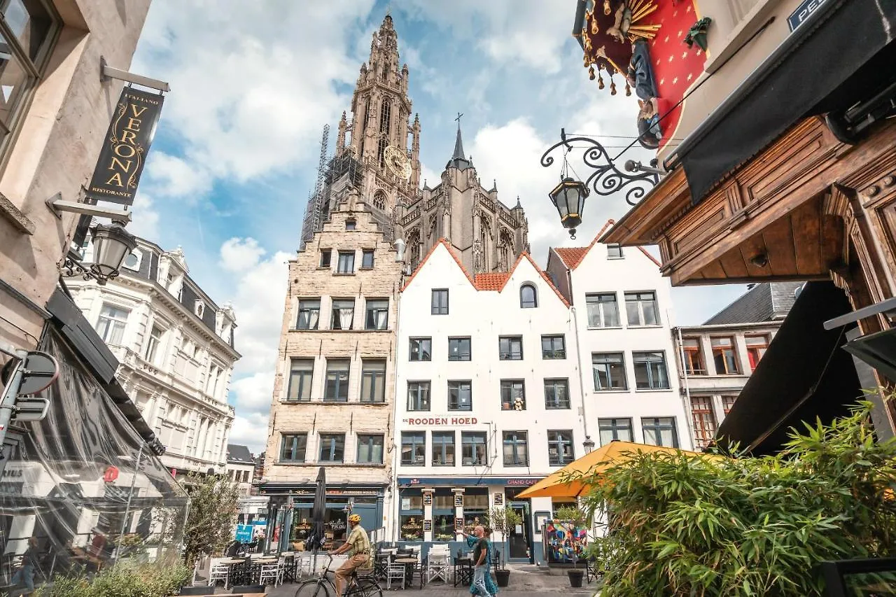 Apartment Tempel Cathedral Lodge In The Heart Of Antwerp